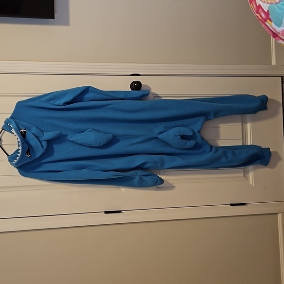 Blue Shark Onesie Size M - Picture 2 of 10
